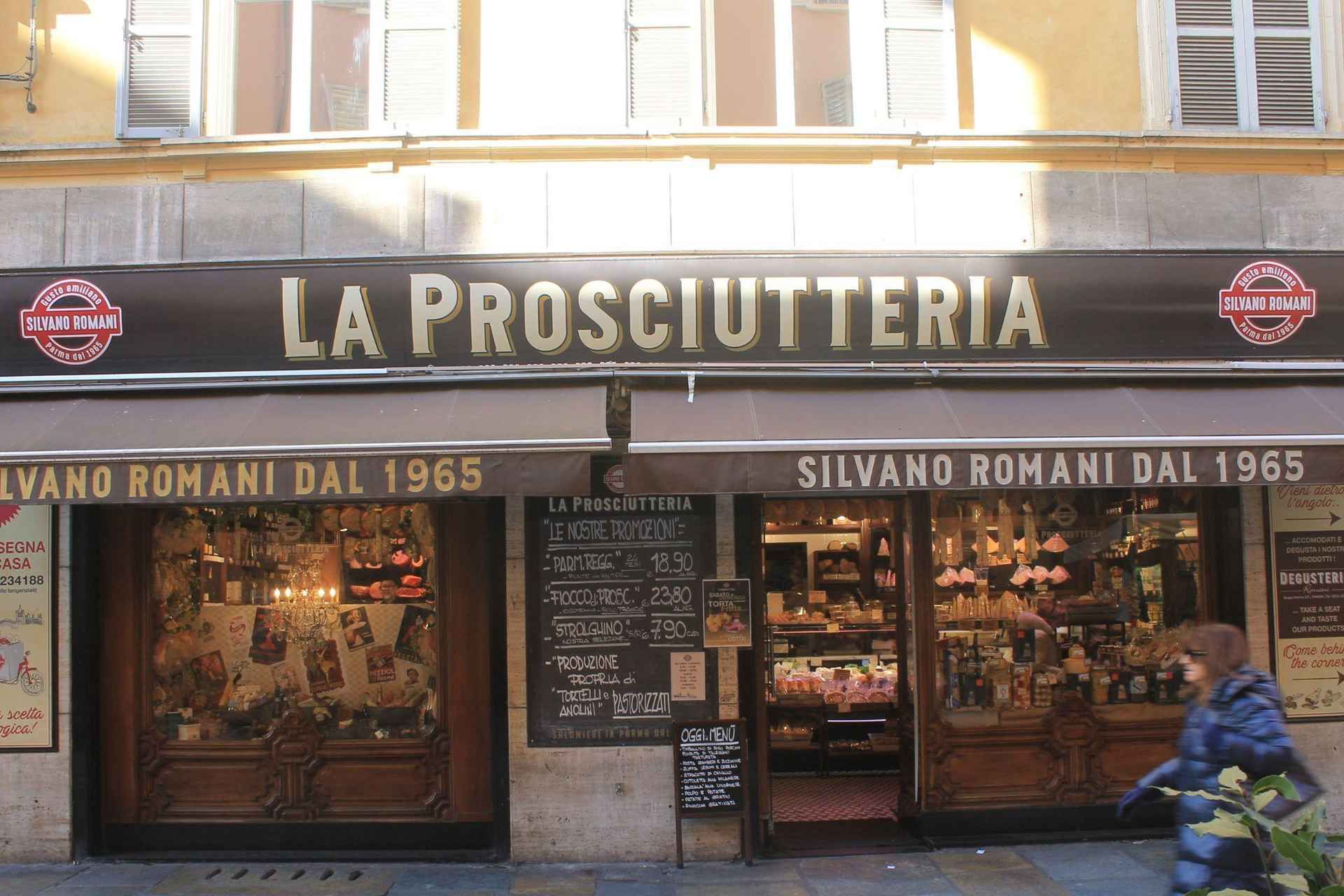 Food Tour with Tastings & Sightseeing in Parma