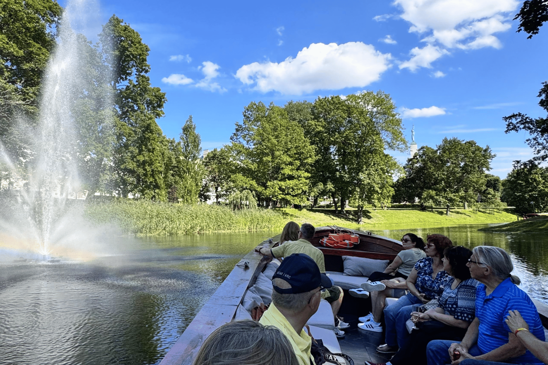 Riga: Canal Boat Tour with Welcome Drink & Audio Guide