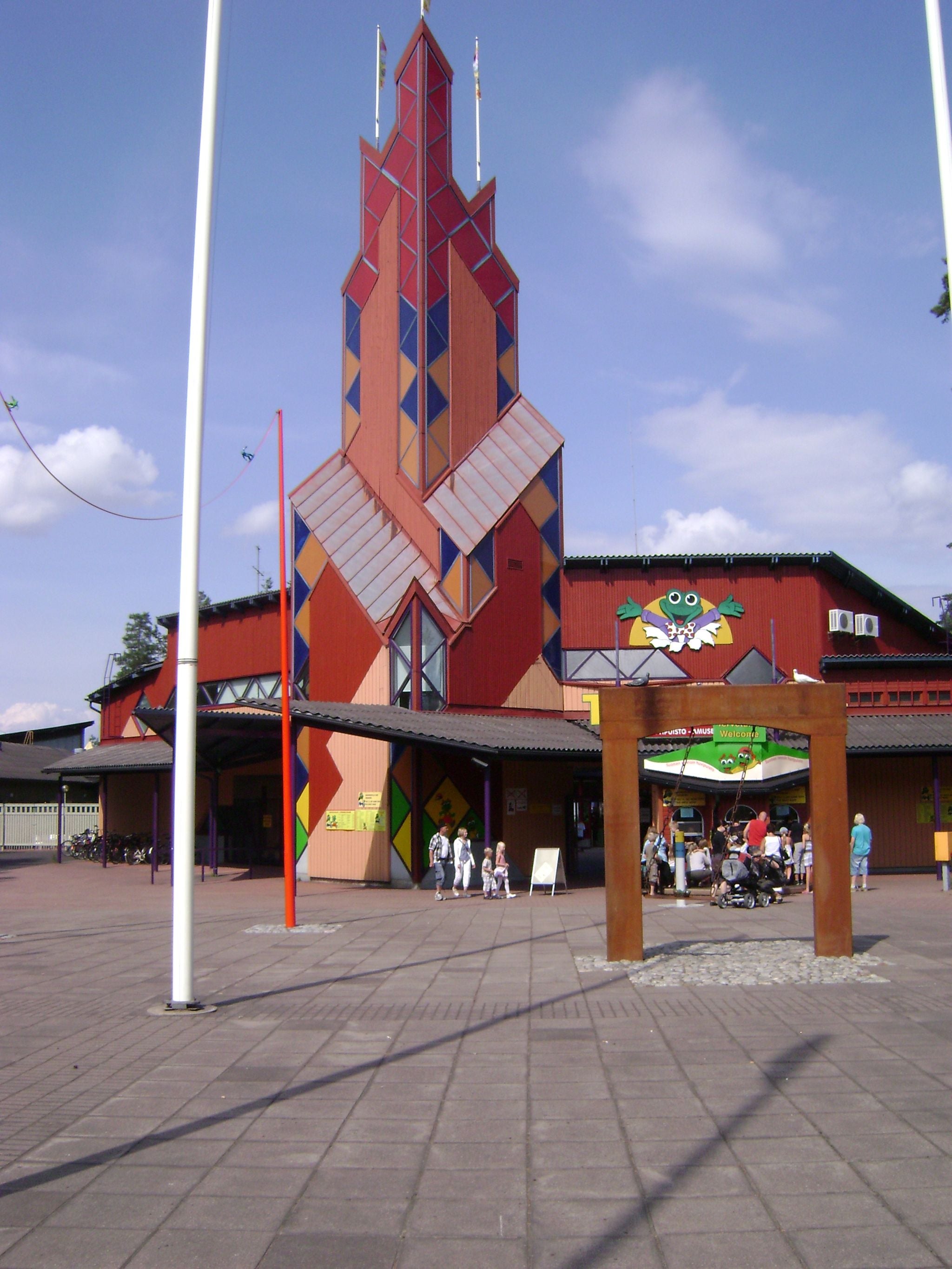 Tykkimäen huvipuisto