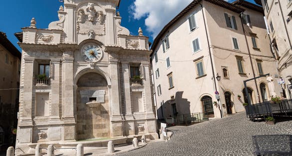 Fountain on the Piazza del Mercato in the center of Italian town Spoleto.