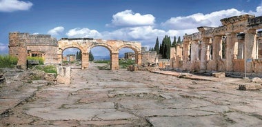 Full-Day Tour of Pamukkale from Antalya with Lunch