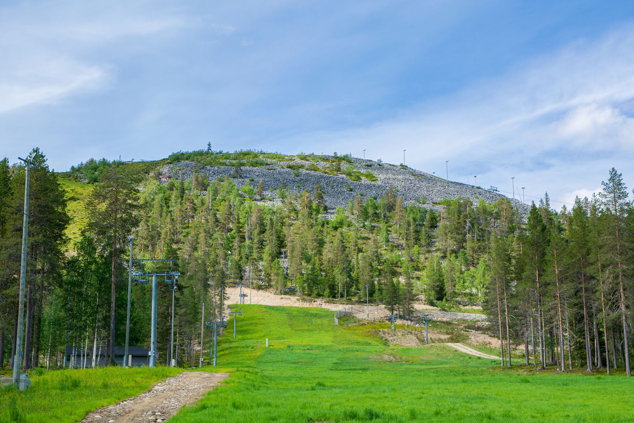 Photo of the slopes of Pyhatunturi hill, Pelkosenniemi, Lapland, Finland.