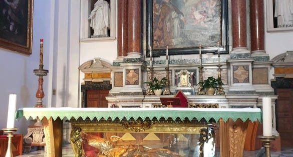 photo of view of L'altare maggiore, Terni, Italy.