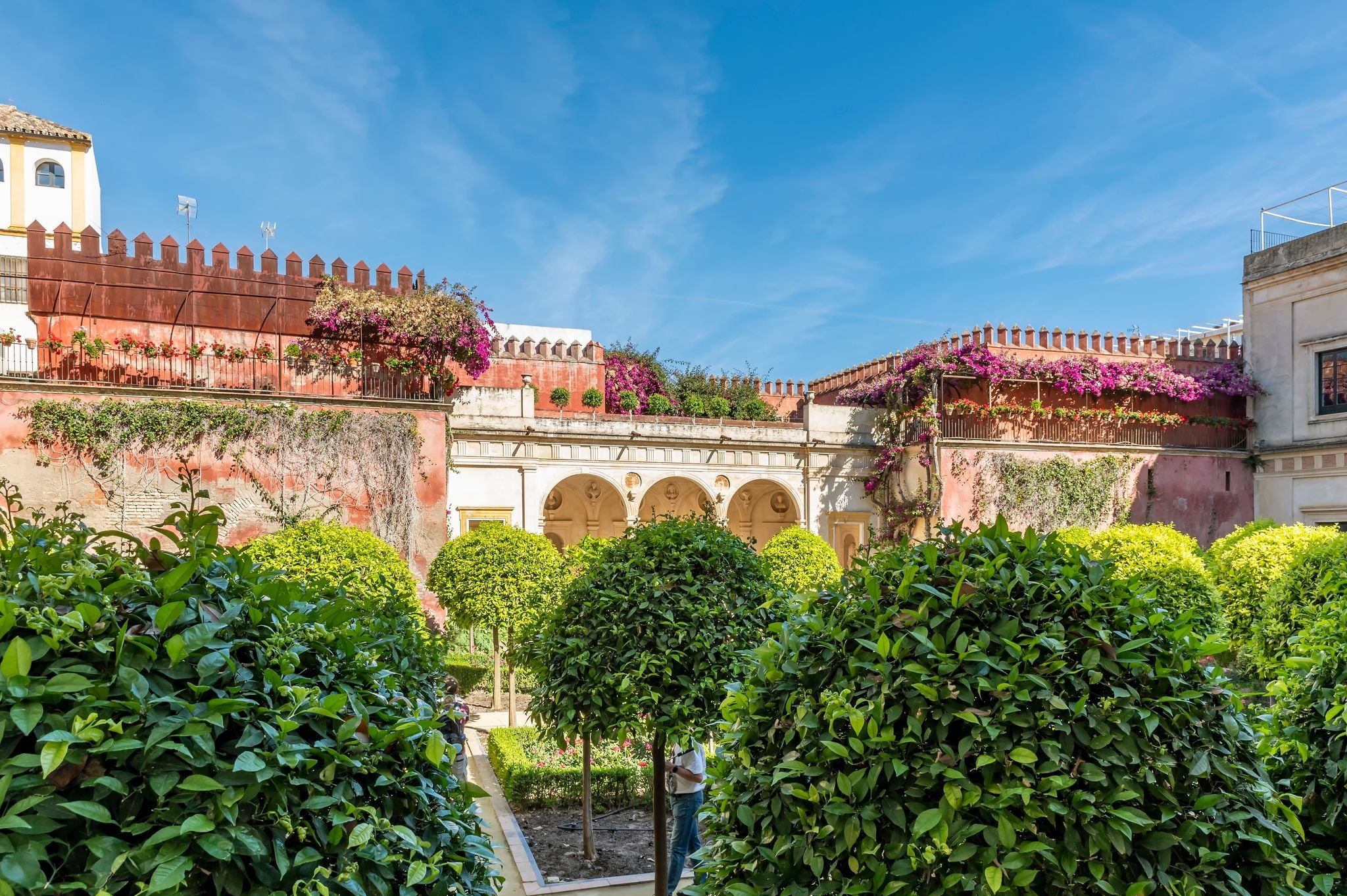 The beautiful gardens of Pilatos- house in Seville, Spain.jpg