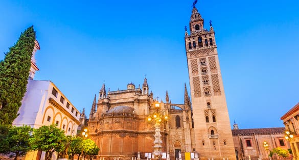 Photo of Cathedral de Sevilla at evening, Spain.