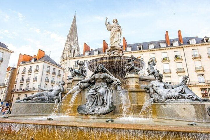 Nantes Must-see Attractions Walking Tour With A Guide