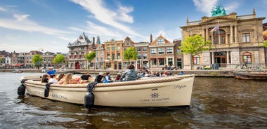 Haarlem: Guided Highlights Canal Cruise on Open Boat