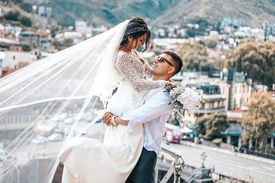 Wedding Photo Tour with Private Photographer