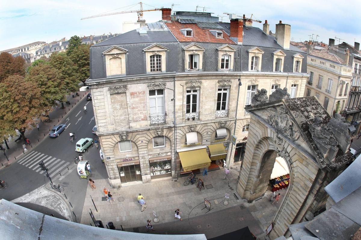photo of an aerial view of Porte Dijeaux in Bordeaux, France.