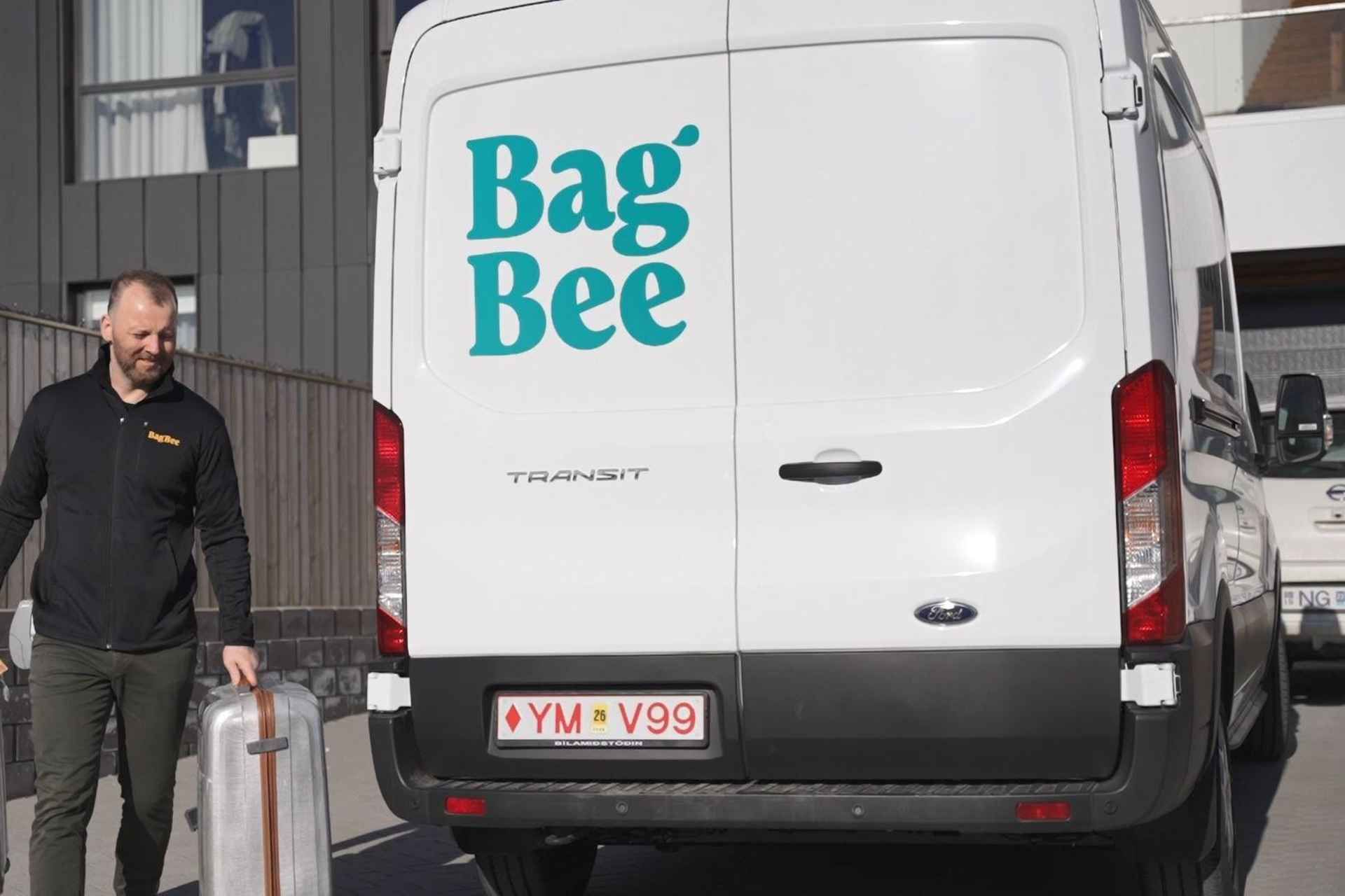 Luggage delivery to KEF airport