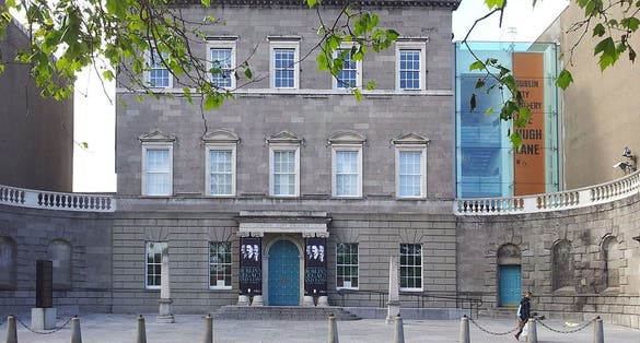 photo of the huge lane gallery Dublin Irland.