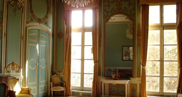 Drawing room inside the Hôtel de Caumont
