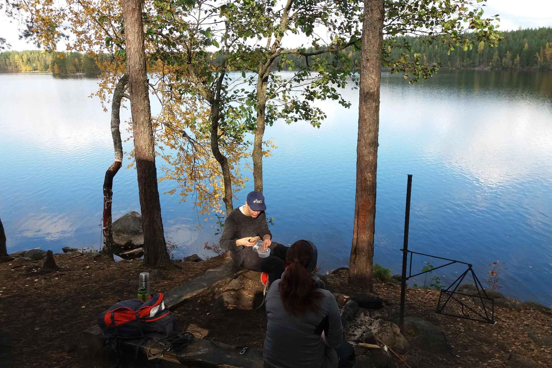 Lahti: Guided Hiking Tour to Kalliojärvi Lake