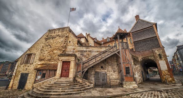 photo of view of La Lieutenance, Honfleur, France - A view of a historic building in Honfleur, France.