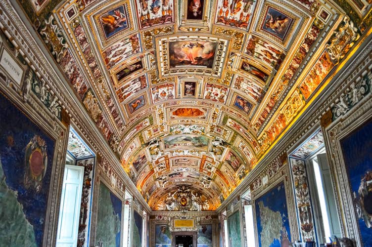 Visiting Vatican City in August: What To Expect, See, and Do