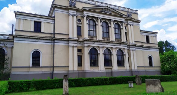 Photo of Western building of the National Museum of Bosnia and Herzegovina.