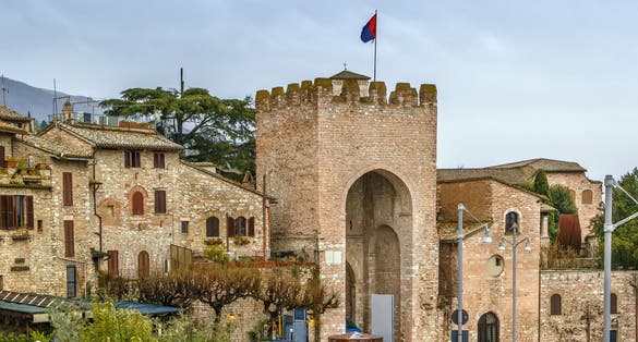 photo of view ofPorta San Pietro (Gate of S. Pietro) in Assisi, Italy,Lucca Italy.