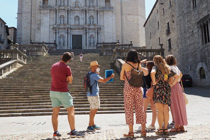 Girona History, Legends, and Food Walking Tour with food tasting