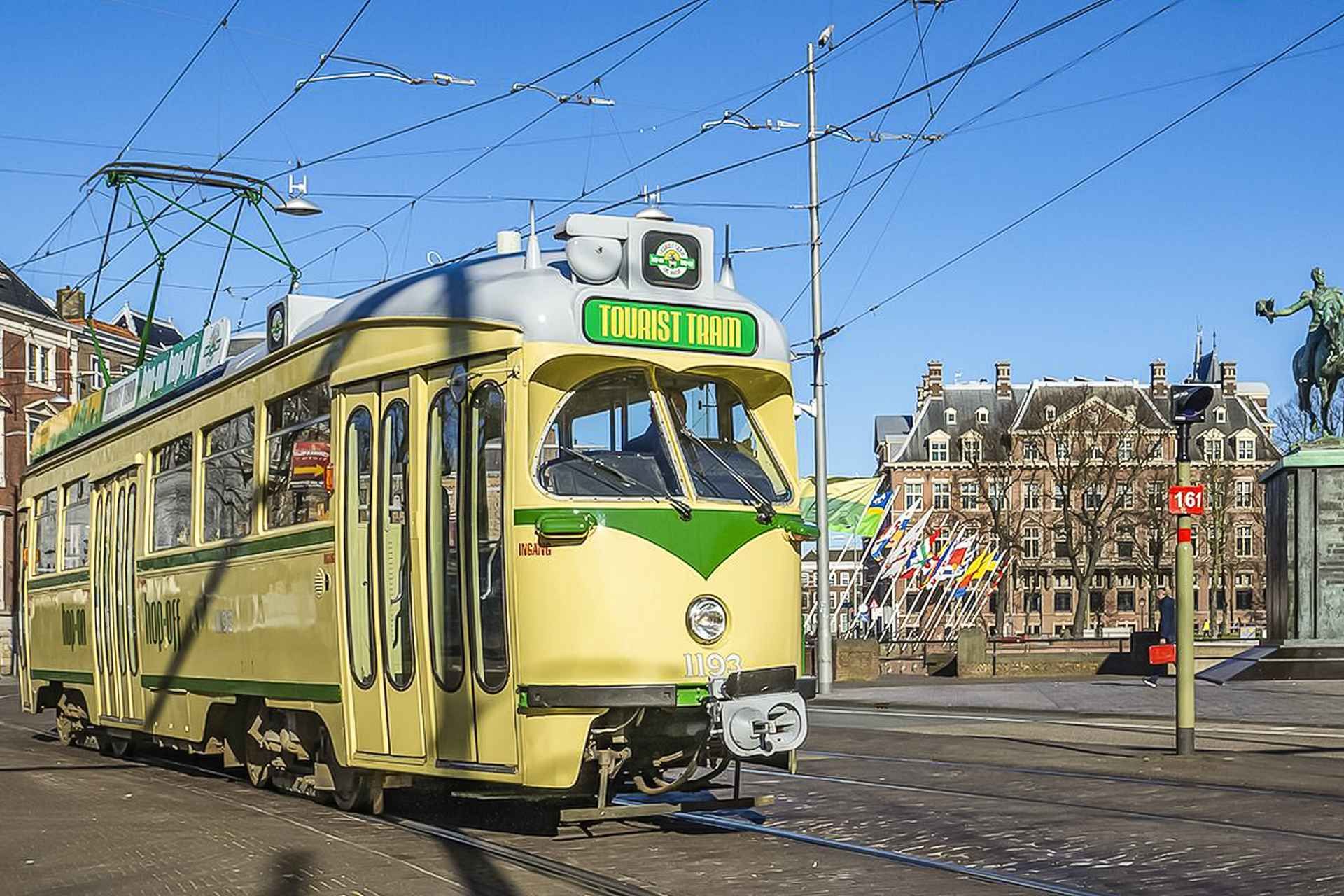 The Hague: Hop-on Hop-off Heritage Tram Tour