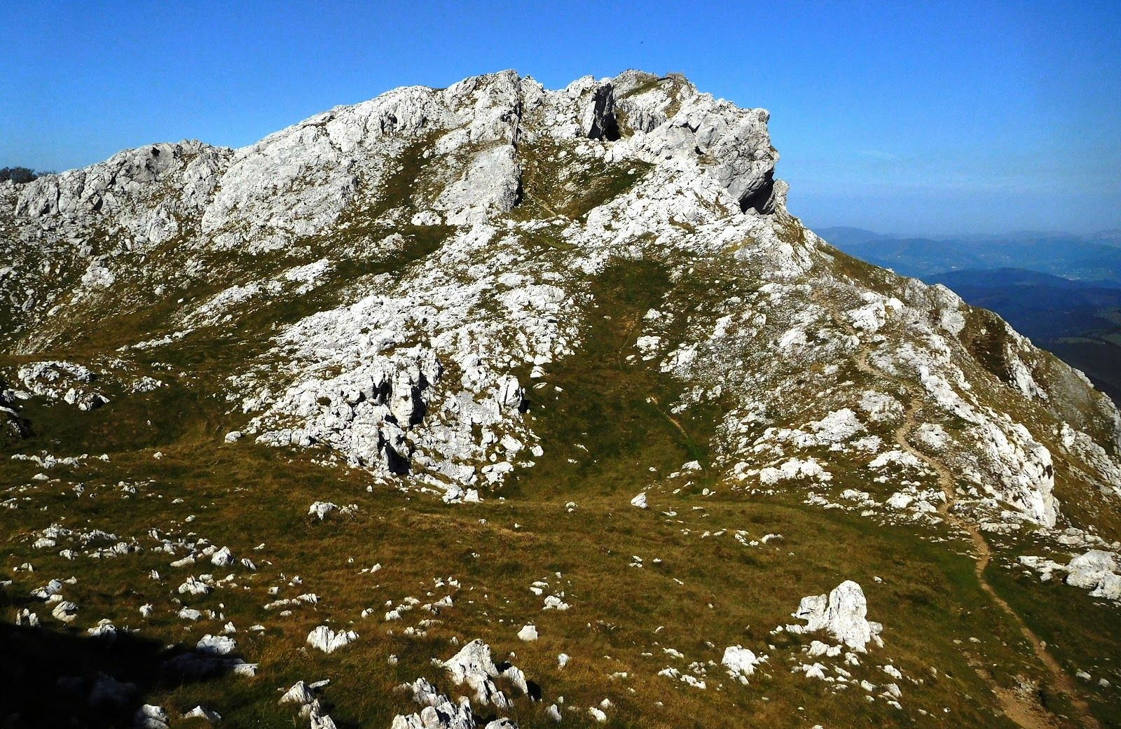 Aizkorri, General Parcenary of Gipuzkoa and Alava, Goierri, Gipuzkoa, Autonomous Community of the Basque Country, Spain