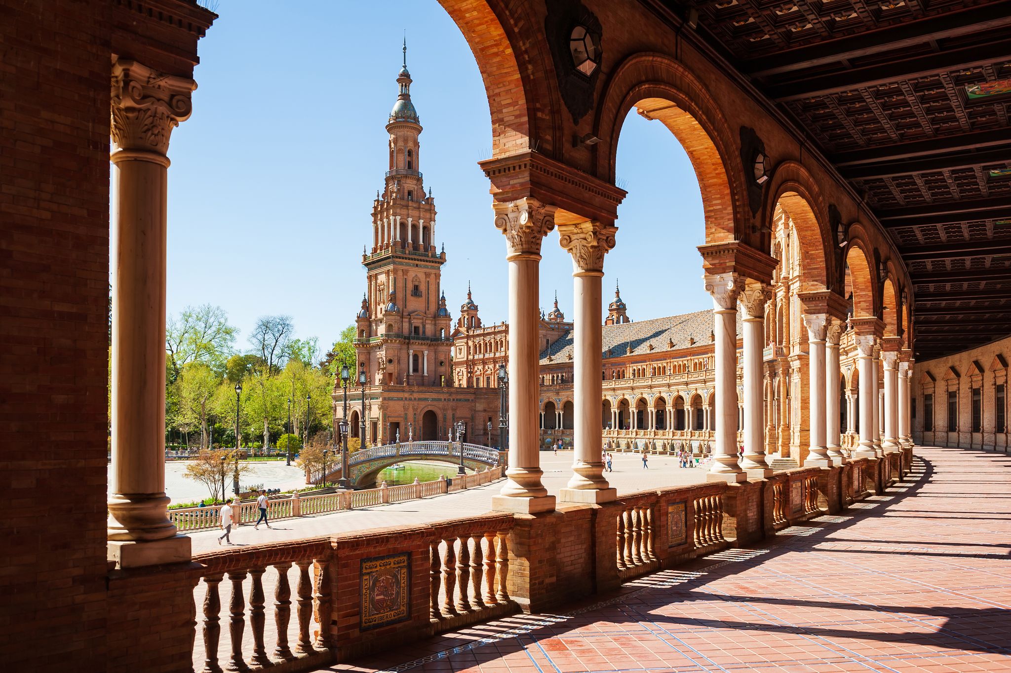 Photo of the Spanish Square (Plaza de Espana) with the building of the National Geographic Institute.