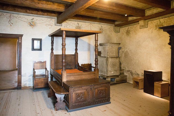 Chillon Castle Entrance Ticket in Montreux