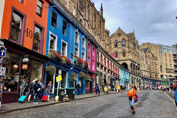 Essential Walking Tour of Edinburgh's Old Town