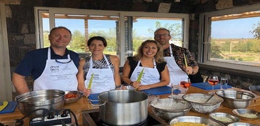 Private Tour: Santorini Cooking Class and Wine-Tasting Tour