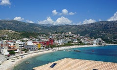 阿尔巴尼亚在希马拉的旅行套餐 – 最低价格保障和最丰富的选择