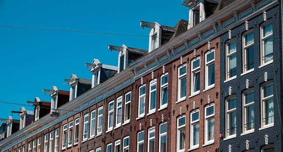 Photo of Albert Cuyp Market in Amsterdam, Netherlands.
