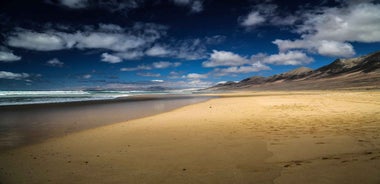 Fuerteventura: Cofete Beach and "Villa Winter" Tour