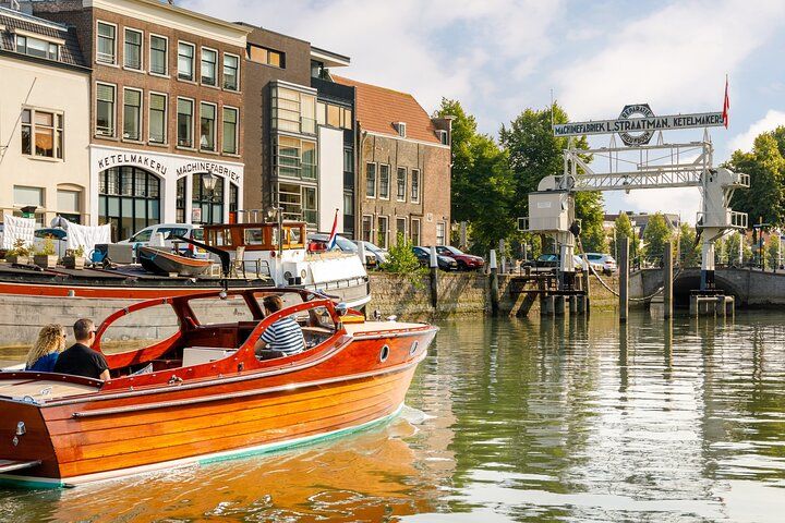 Historical Dordrecht: Private Tour with Local Guide