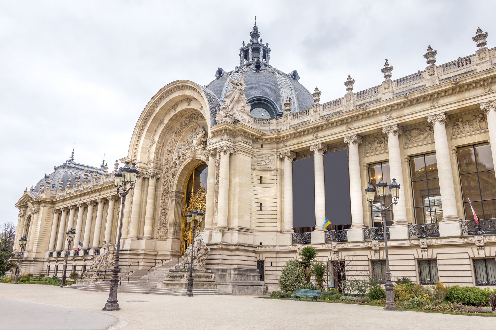 Petit Palais travel guide