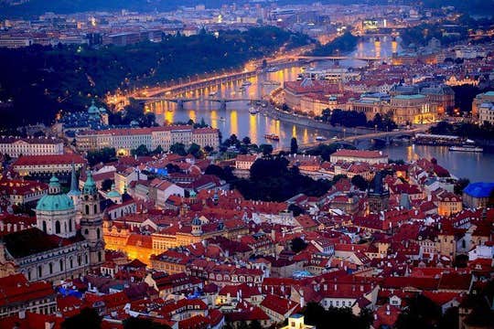 布拉格城堡夜间导览游