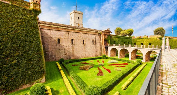 photo of Montjuic Castle or Castell de Montjuic or Castillo de Montjuich is a military fortress on Montjuïc hill in Barcelona , Spain.