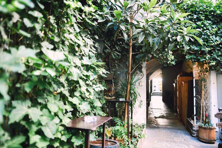 Bolzano Wine & More Walking Tour with Wine expert