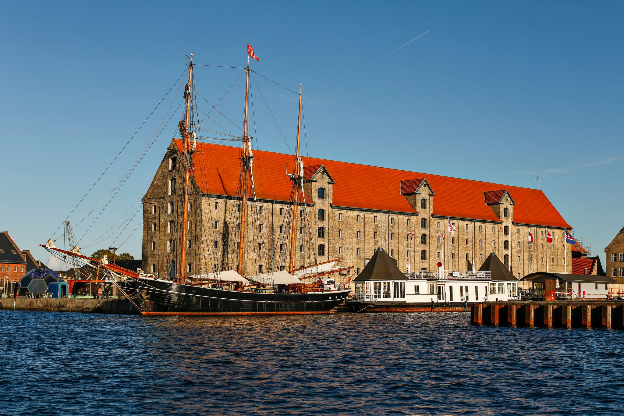 North Atlantic House travel guide