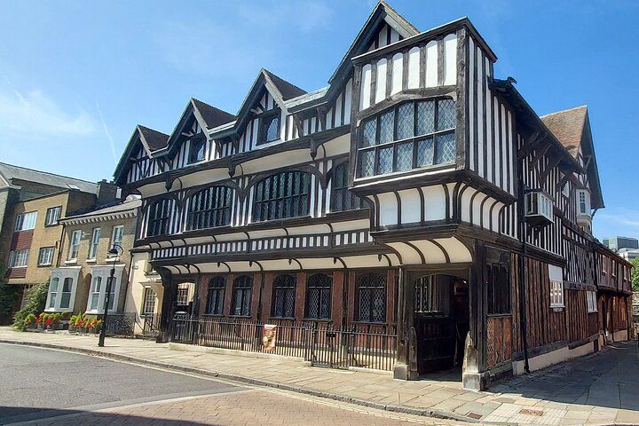 Private Walking Tour of Southampton