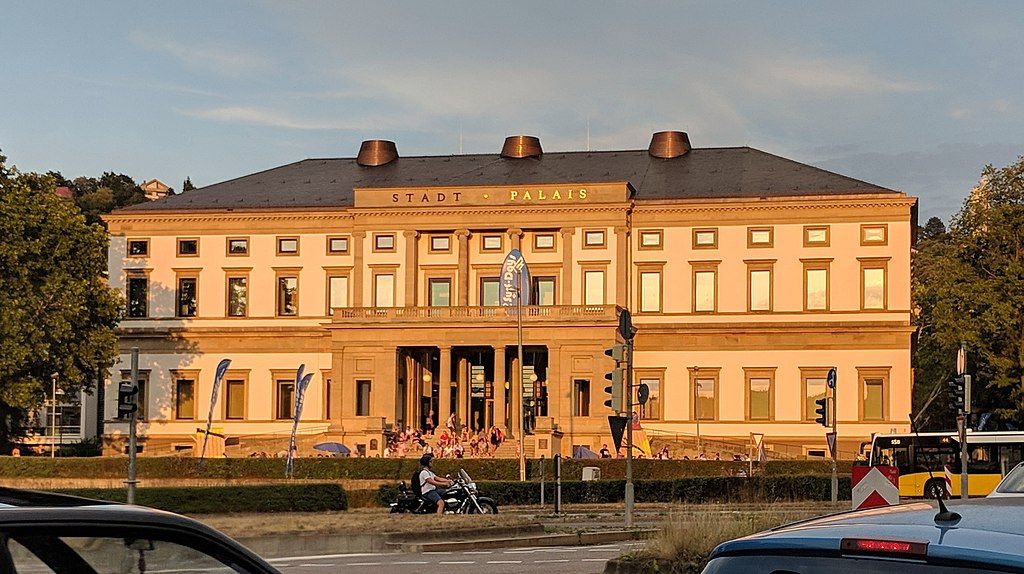 photo of Wilhelm Palais .