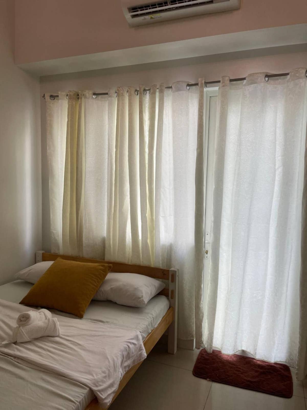 Shore Residence Direct Pool Access MOA Complex - Manila, the ...