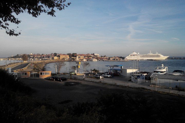 Private One-way Transfer Bourgas Airport to Hotel or vice versa