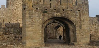 Carcassonne 's Medieval Walls: A Self-Guided Tour