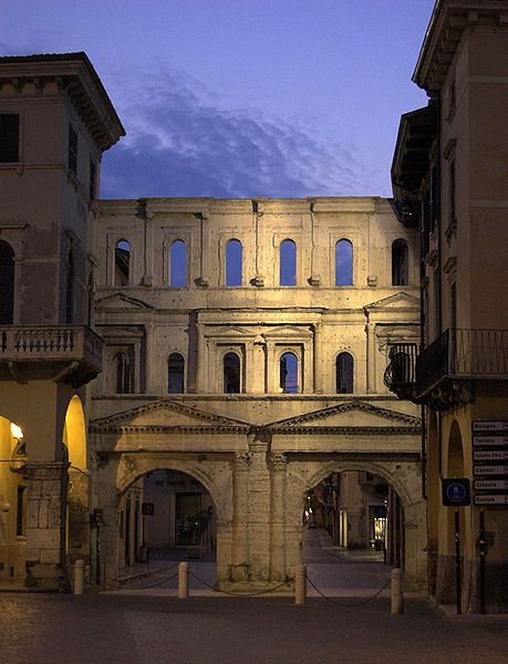 photo of Porta Borsari .