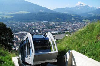 Innsbruck: Hungerburg Funicular Roundtrip Ticket