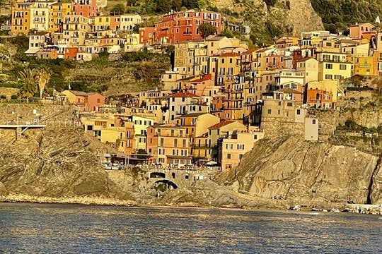 Cinque Terre Sunset Tour mit privatem Boot mit Pesto und typischem Wein