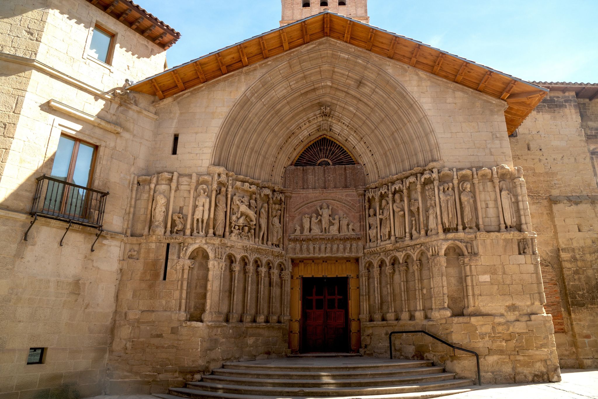 Church of San Bartolomé travel guide
