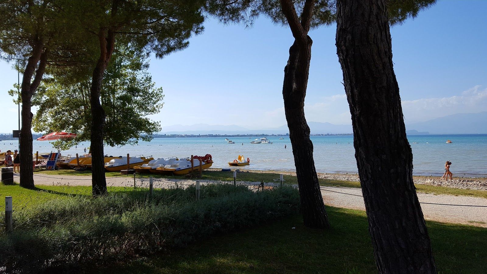 Spiaggia Punta Grò, Sirmione, Brescia, Lombardy, Italy