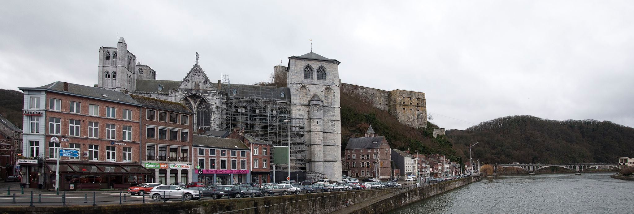 Collegiale kerk Onze-Lieve-Vrouw en Domitianus van Hoei