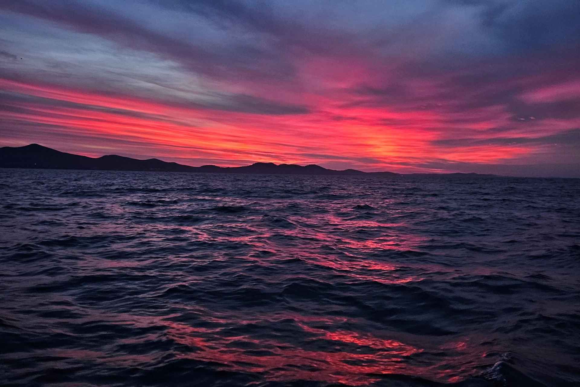 Zadar: Romantic, Luxury Sunset Boat Tour with Aperol Spritz