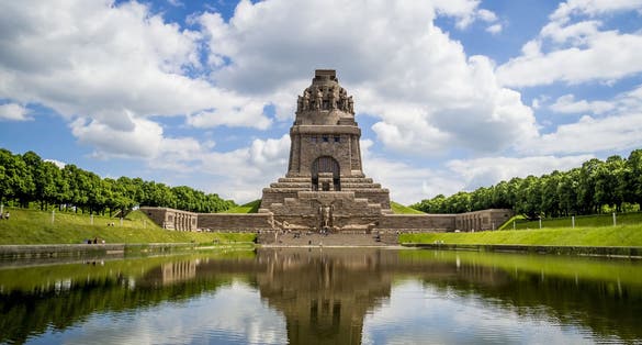 photo of Monument to the Battle of the Nations (1813) (Voelkerschlachtdenkmal), Leipzig, Germany, designed by German architect Bruno Schmitz (1913) .